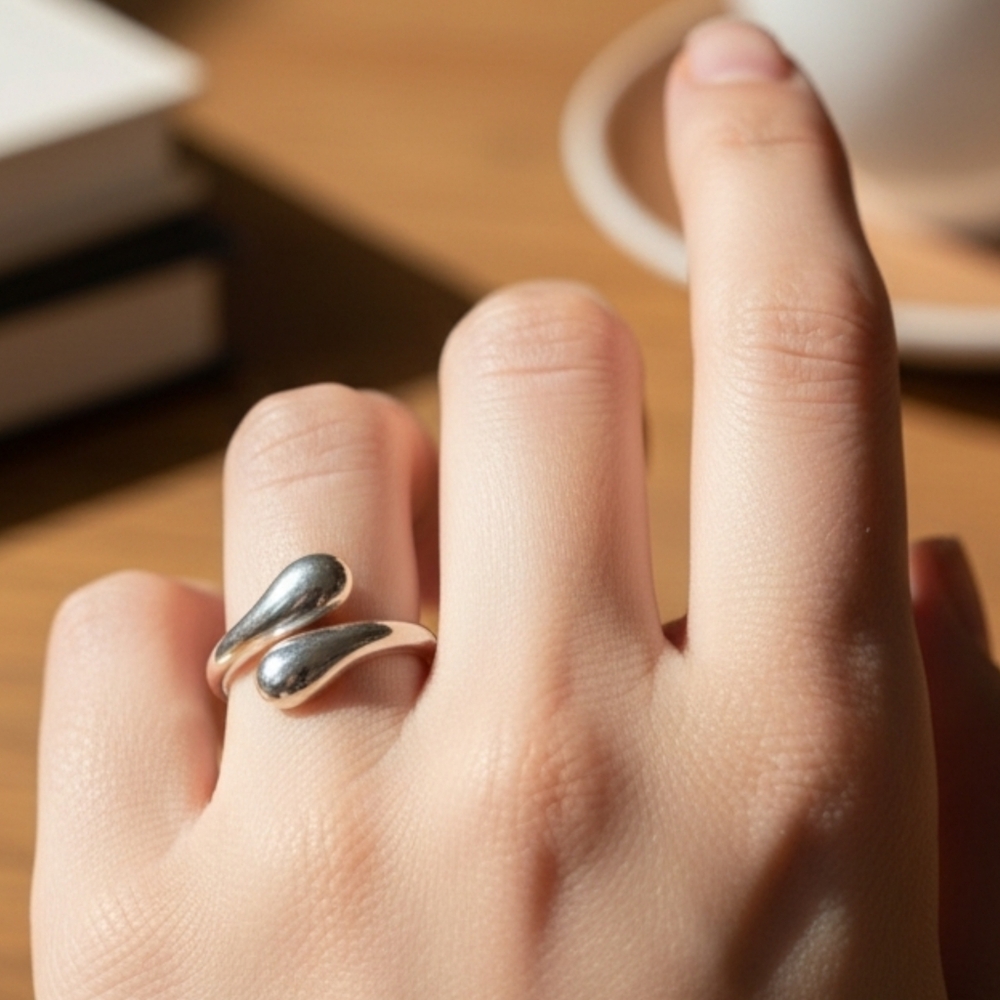 Sterling Silver Tear Drop Adjustable Ring! - image 3